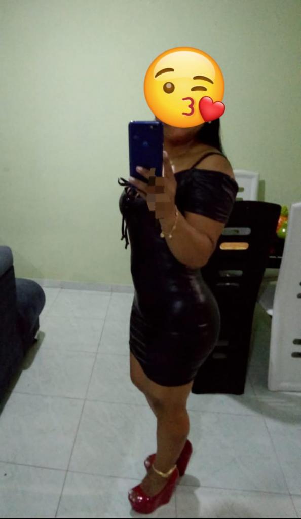 Chica busca chico en Almería: 