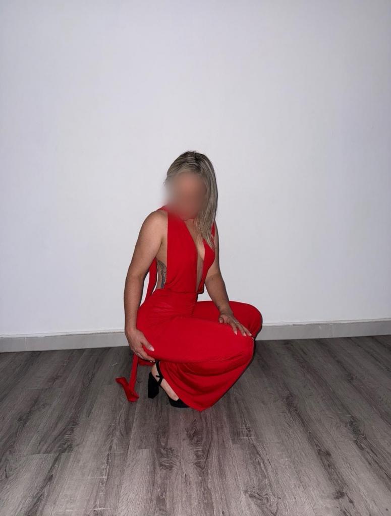 Chica busca chico en Lugo: Chica busca chico