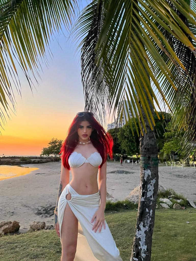 613466410: Chica busca chico en Alicante