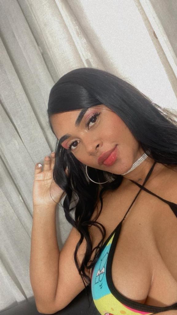 Chica busca chico en Almería: 