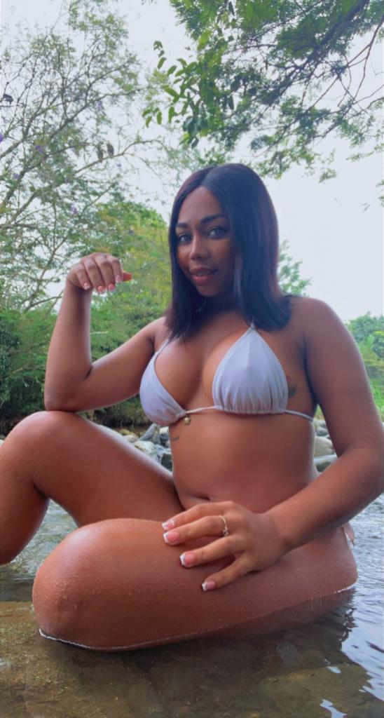 691846789: Chica busca chico en Barcelona