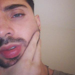 637705099: Chico busca chica en Barcelona