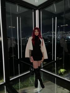 613466410: Chica busca chico en Alicante