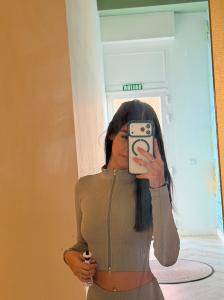 722181177: Chica busca chico en Madrid