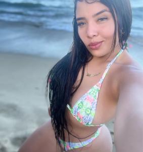 642924088: Chica busca chico en La Coruña