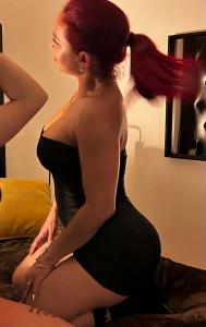 613696413: Chica busca chico en Málaga