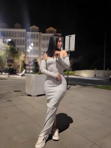 611371979: Chica busca chico en La Coruña