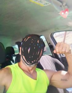 698451575: Chico busca chica en Sevilla