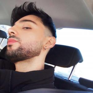 637705099: Chico busca chica en Barcelona