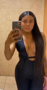 612284305: Chica busca chico en Valencia