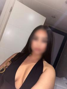 640942699: Chica busca chico en Barcelona