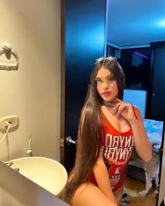 671830517: Chica busca chico en Madrid