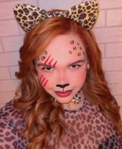 631086796: Chica busca chico en Barcelona