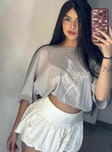 632979198: Chica busca chico en Barcelona