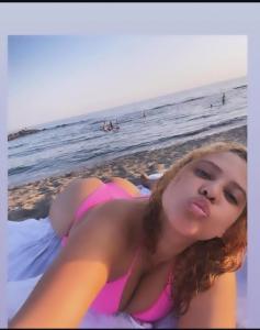 690266476: Chica busca chico en Barcelona