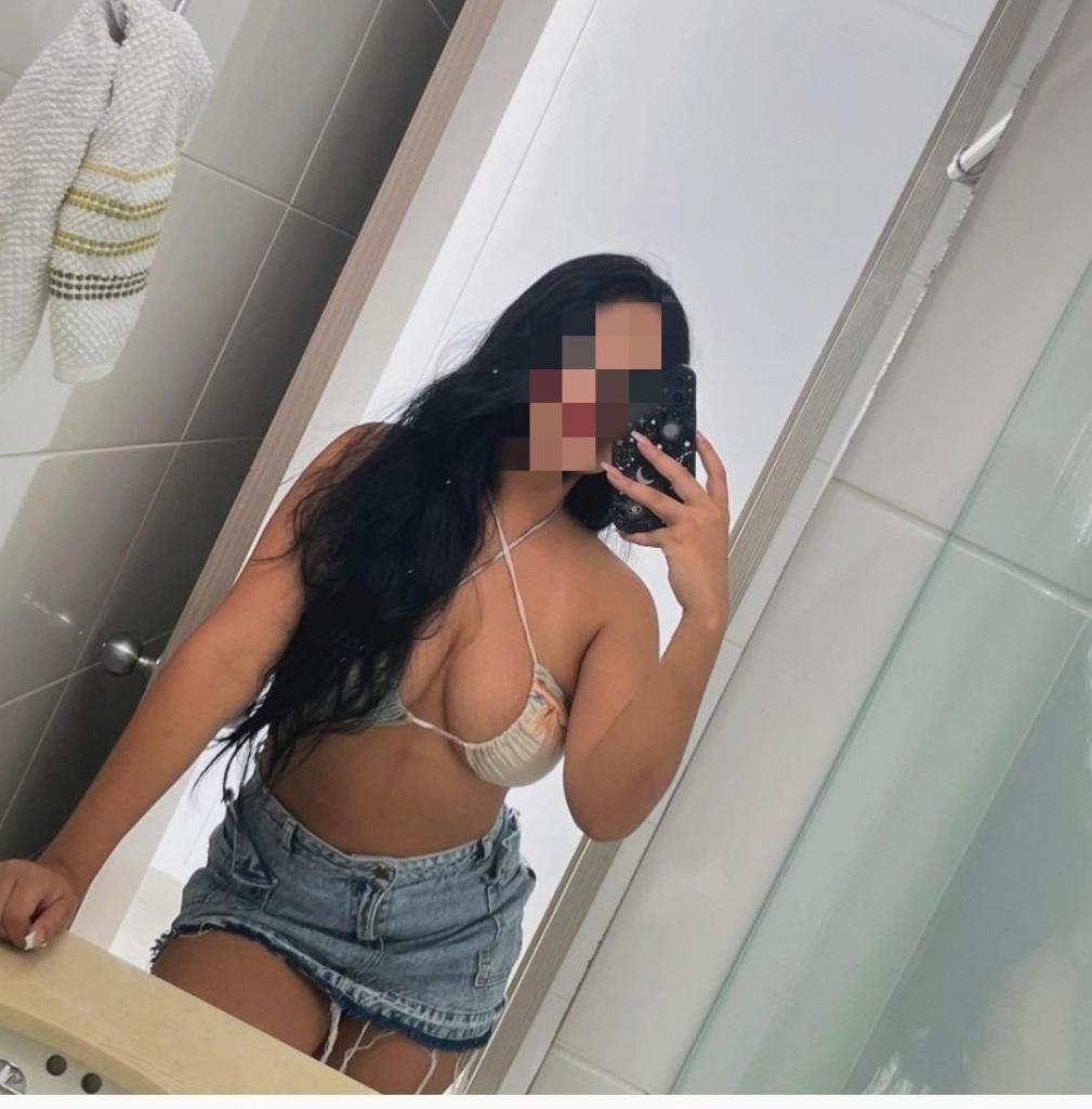 Chica busca chico en Sevilla: 