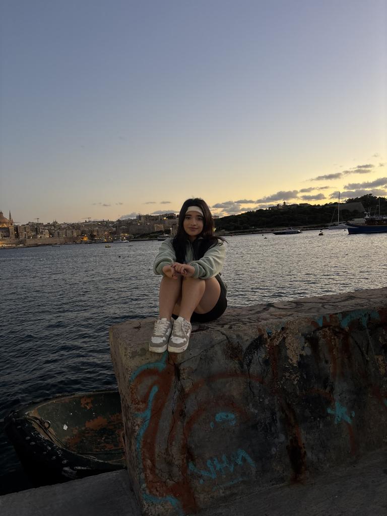 Chica busca chico en Cádiz: 