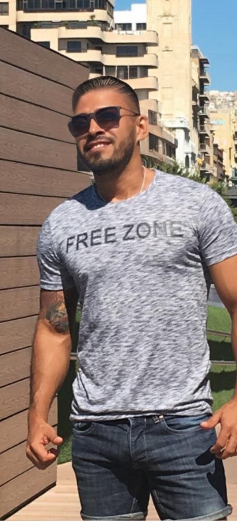 650711434: Chico busca chica en Barcelona