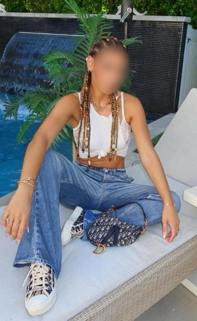 Chica busca chico en La Coruña: 