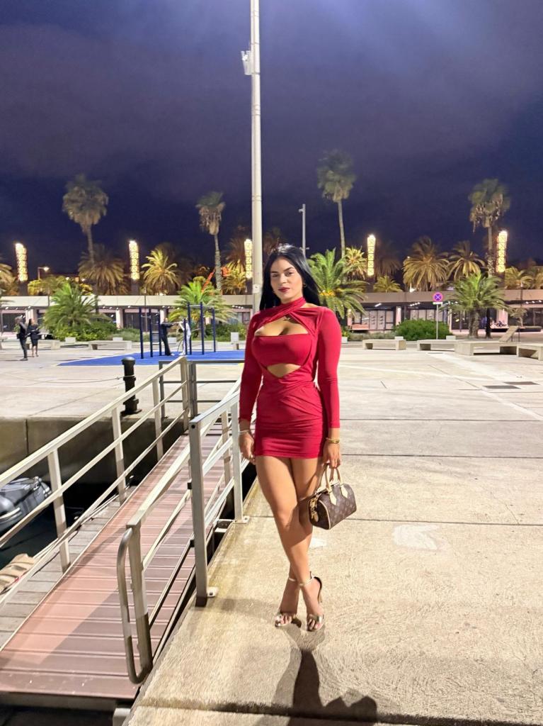 603250285: Chica busca chico en Madrid