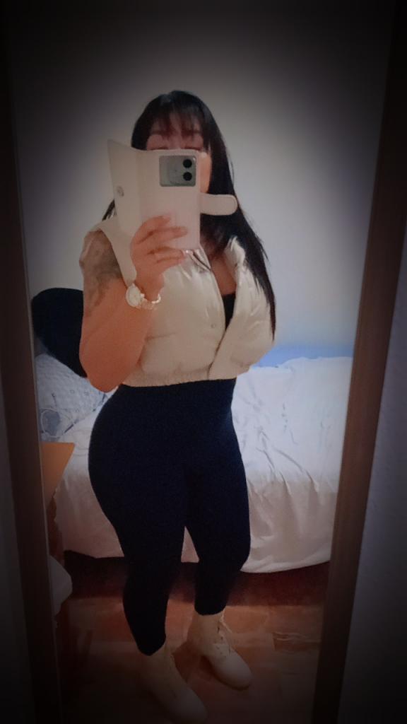 Chica busca chico en Sevilla: 