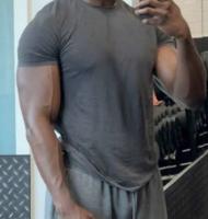 632623700: Chico busca chica en Barcelona