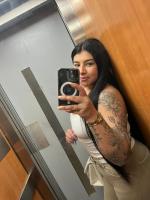 631086796: Chica busca chico en Barcelona