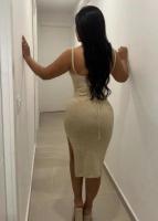 653697561: Chica busca chico en Málaga