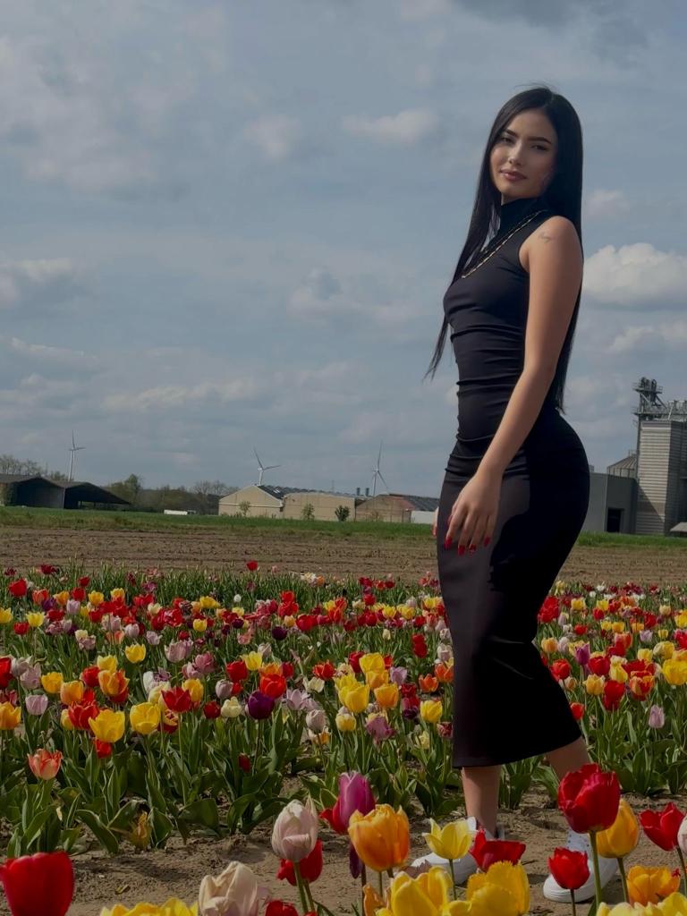 Chica busca chico en Alicante: 