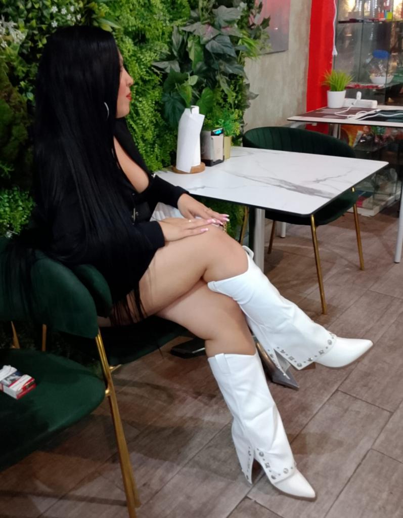 Chica busca chico en Tenerife: 