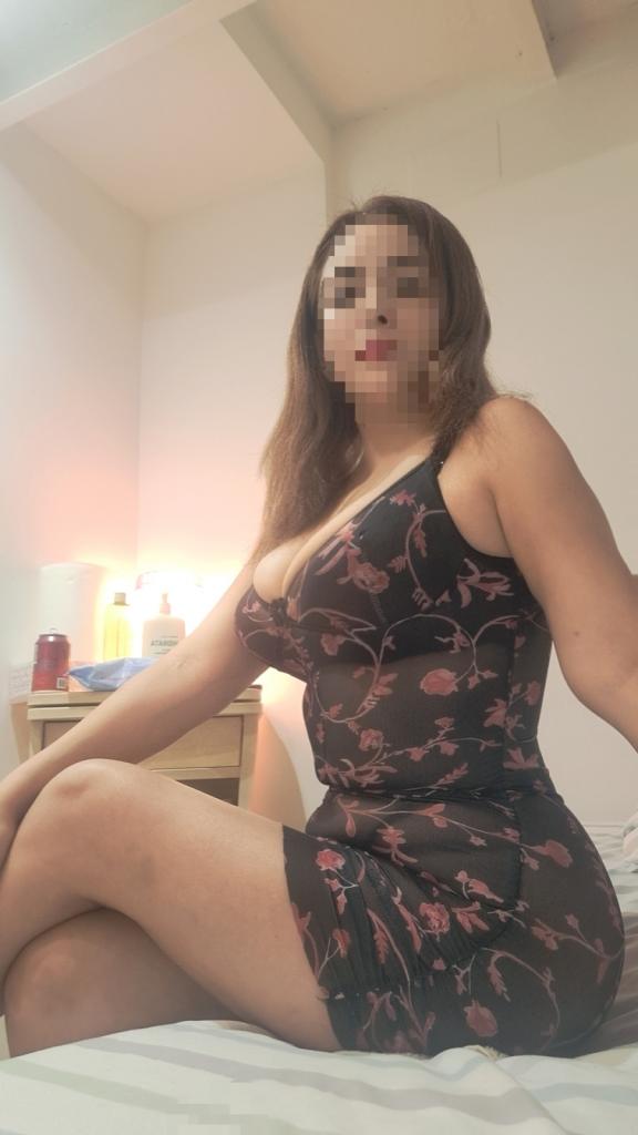 604228973: Chica busca chico en Barcelona