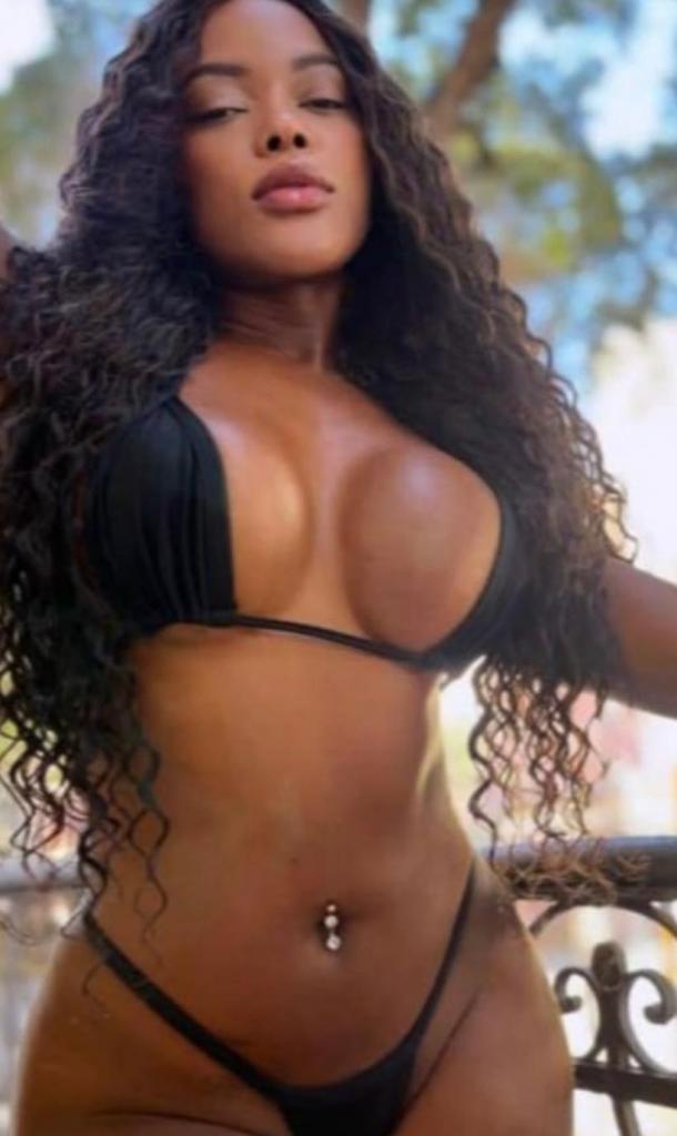 Chica busca chico en La Coruña: 