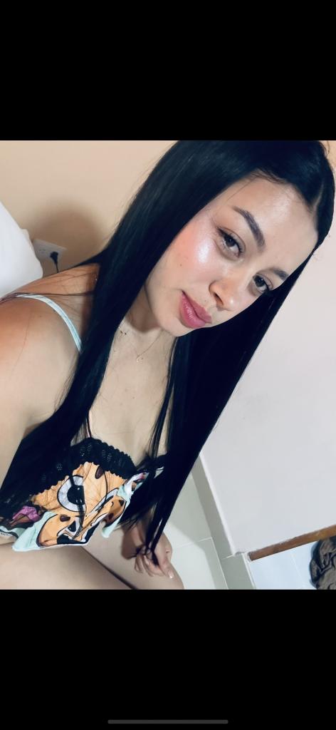 Chica busca chico en Cantabria: Chica busca chico