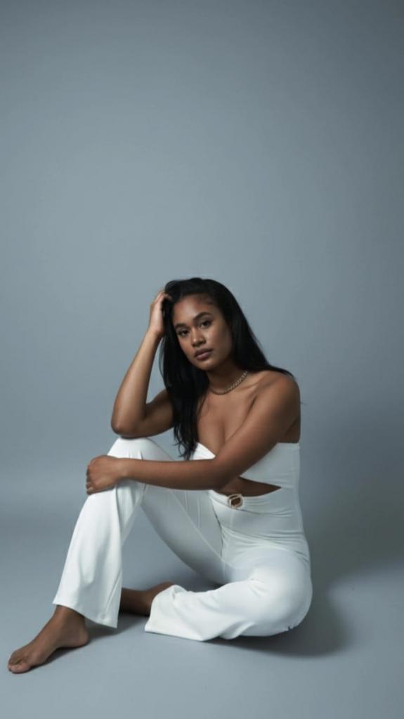 632209502: Chica busca chico en Alicante