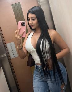 Chica busca chico en Granada: 