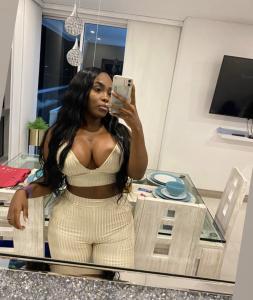 Chica busca chico en Valencia: 