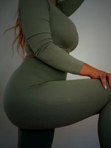 627040390: Chica busca chico en Valencia