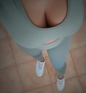 627040390: Chica busca chico en Valencia