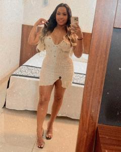 672962462: Chica busca chico en León