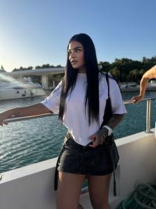 Chica busca chico en Alicante: 