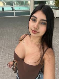 Chica busca chico en Granada: 