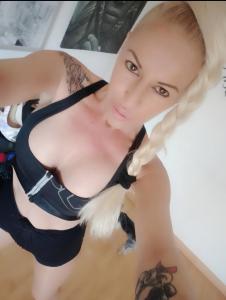 Chica busca chico en Alicante: 