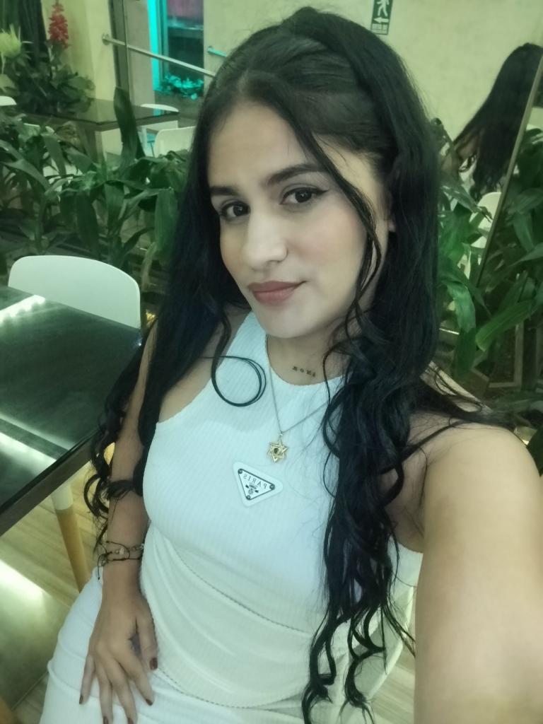Chica busca chico en Almería: 