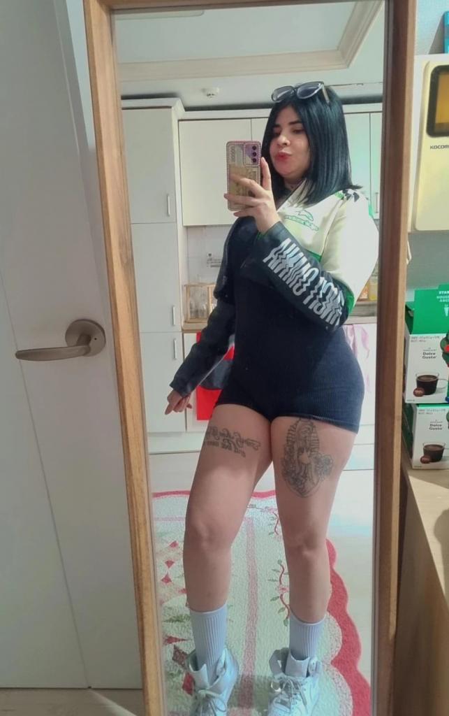 631220523: Chica busca chico en Tarragona