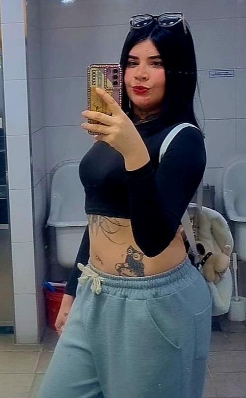 631220523: Chica busca chico en Tarragona