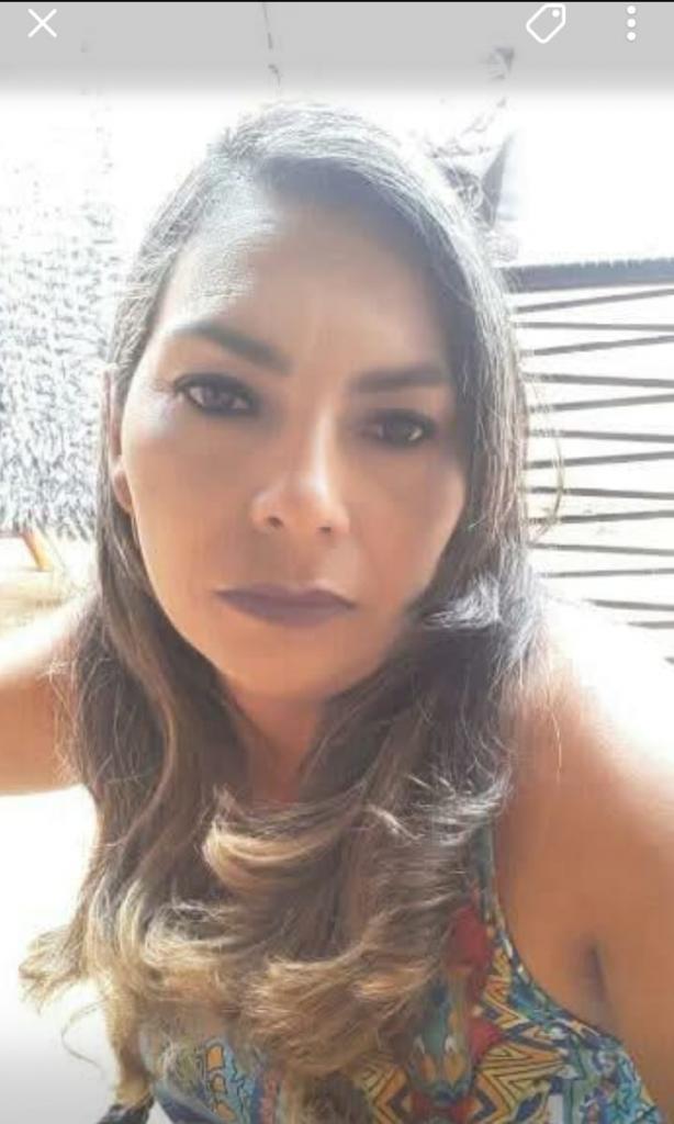 Chica busca chico en Granada: 