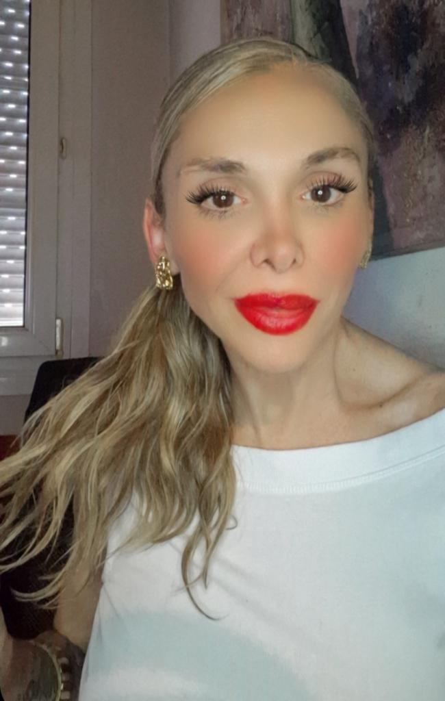 645509437: Travesti en Asturias