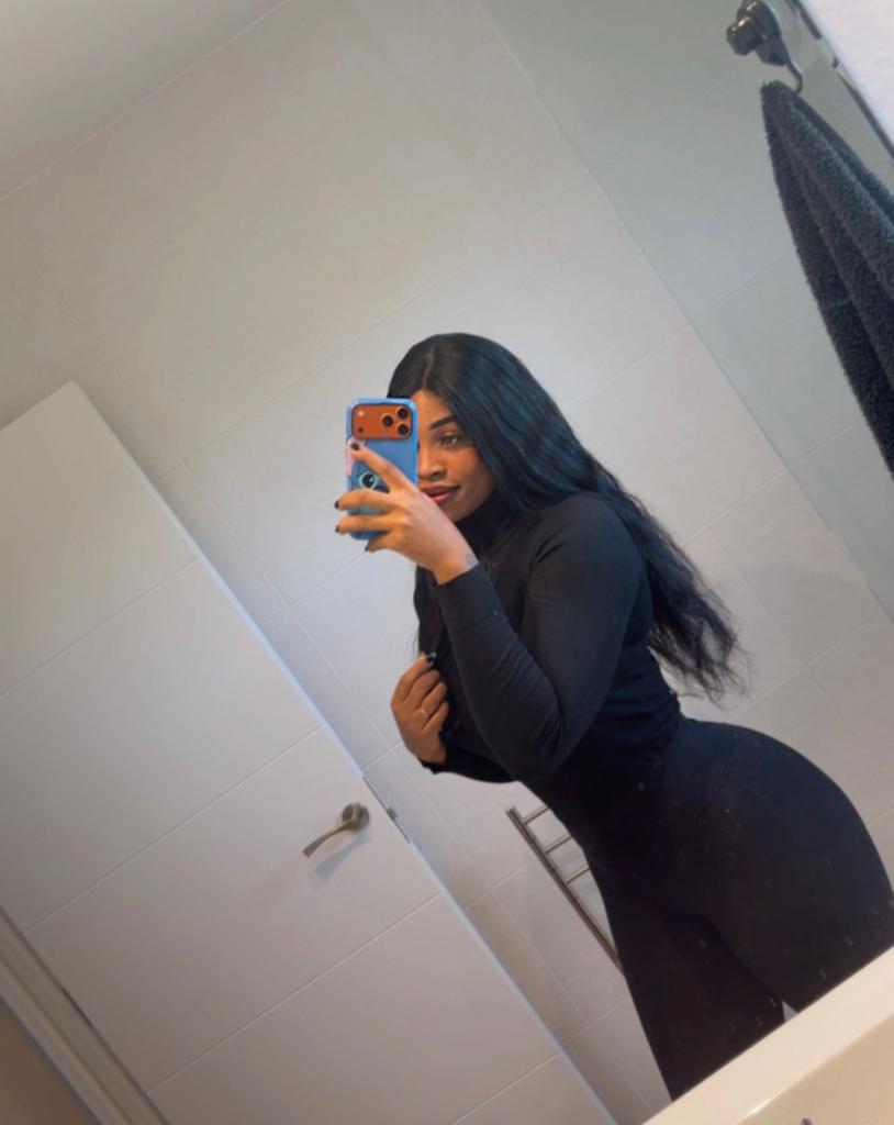686039005: Chica busca chico en Zaragoza