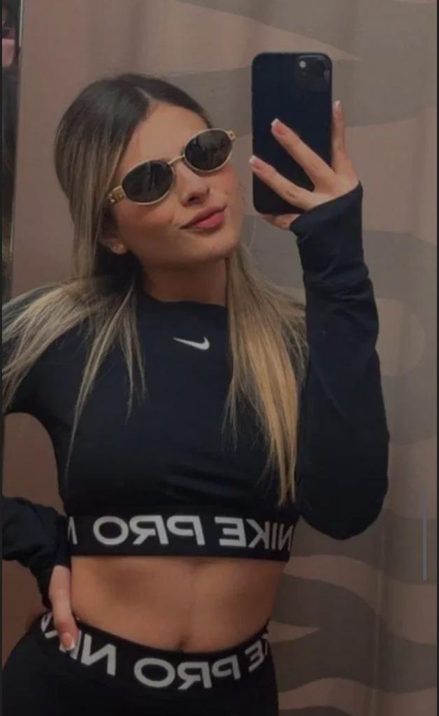 Chica busca chico en Ibiza: 