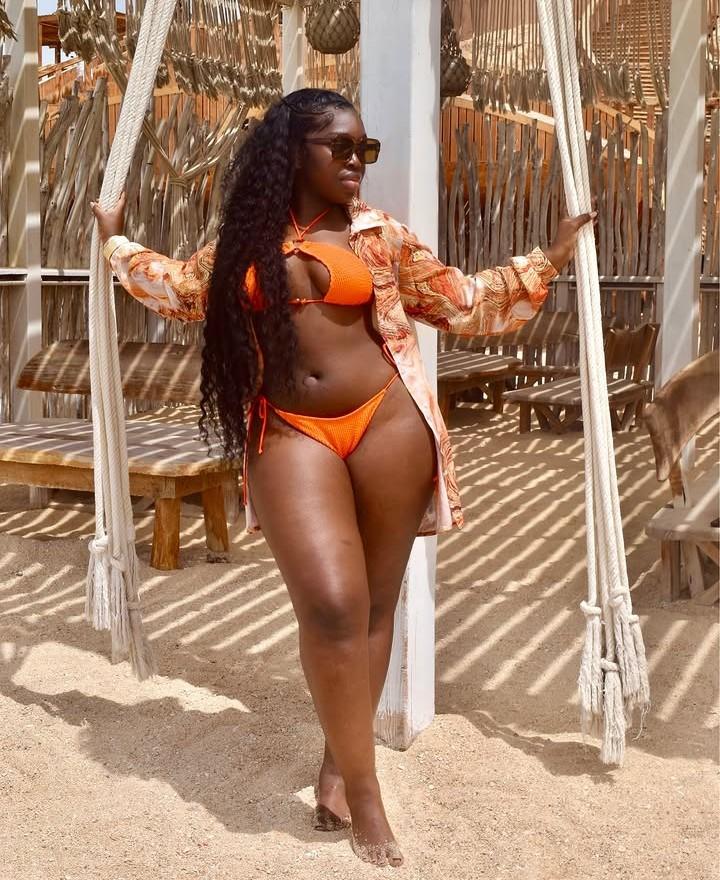 Chica busca chico en Cádiz: 